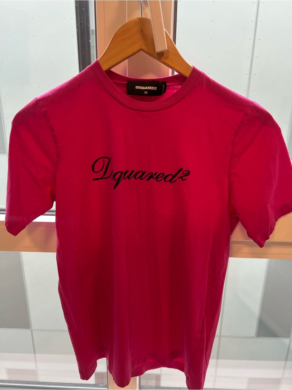 Dsquared2 Women’s Fuschia Logo Crewneck T-Shirt